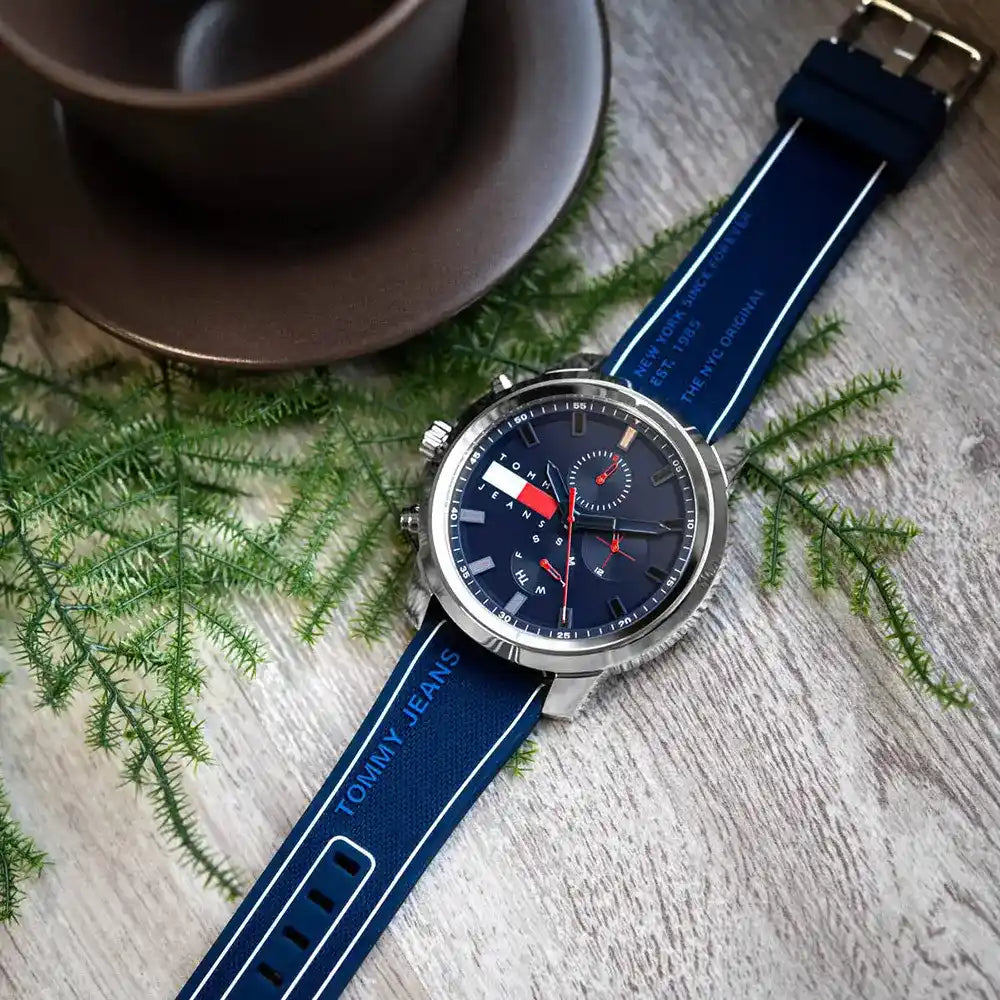 Tommy Hilfiger Wynwood Chronograph Blue Dial Blue Silicon Strap Watch For Men - 1710582