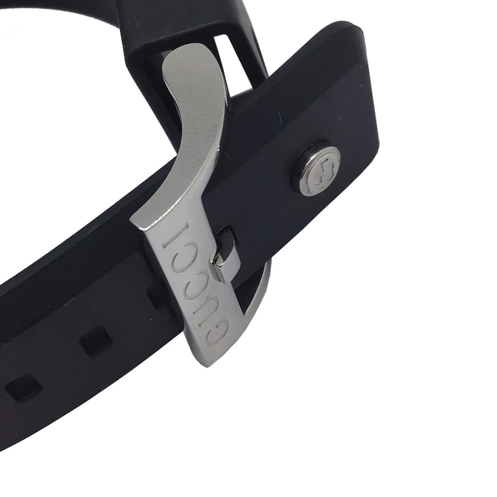 Gucci Sync Quartz Black Dial Black Rubber Strap Watch For Men - YA137301