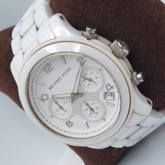 Michael Kors Runway White Ceramic Dial White Steel Strap Watch for Women - MK5161