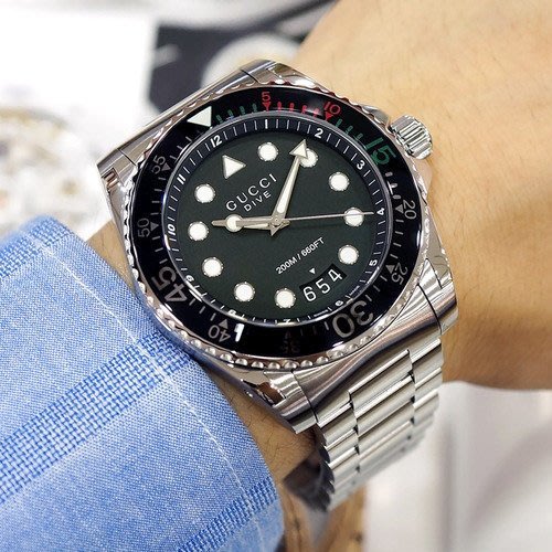 Gucci Dive Analog Black Dial Silver Steel Strap Watch For Men - YA136208