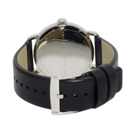 Marc Jacobs Fergus White Dial Black Leather Strap Watch for Men - MBM5076