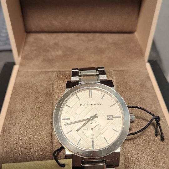 Burberry The City Silver Dial Silver Steel Strap Watch for Men - BU9900
