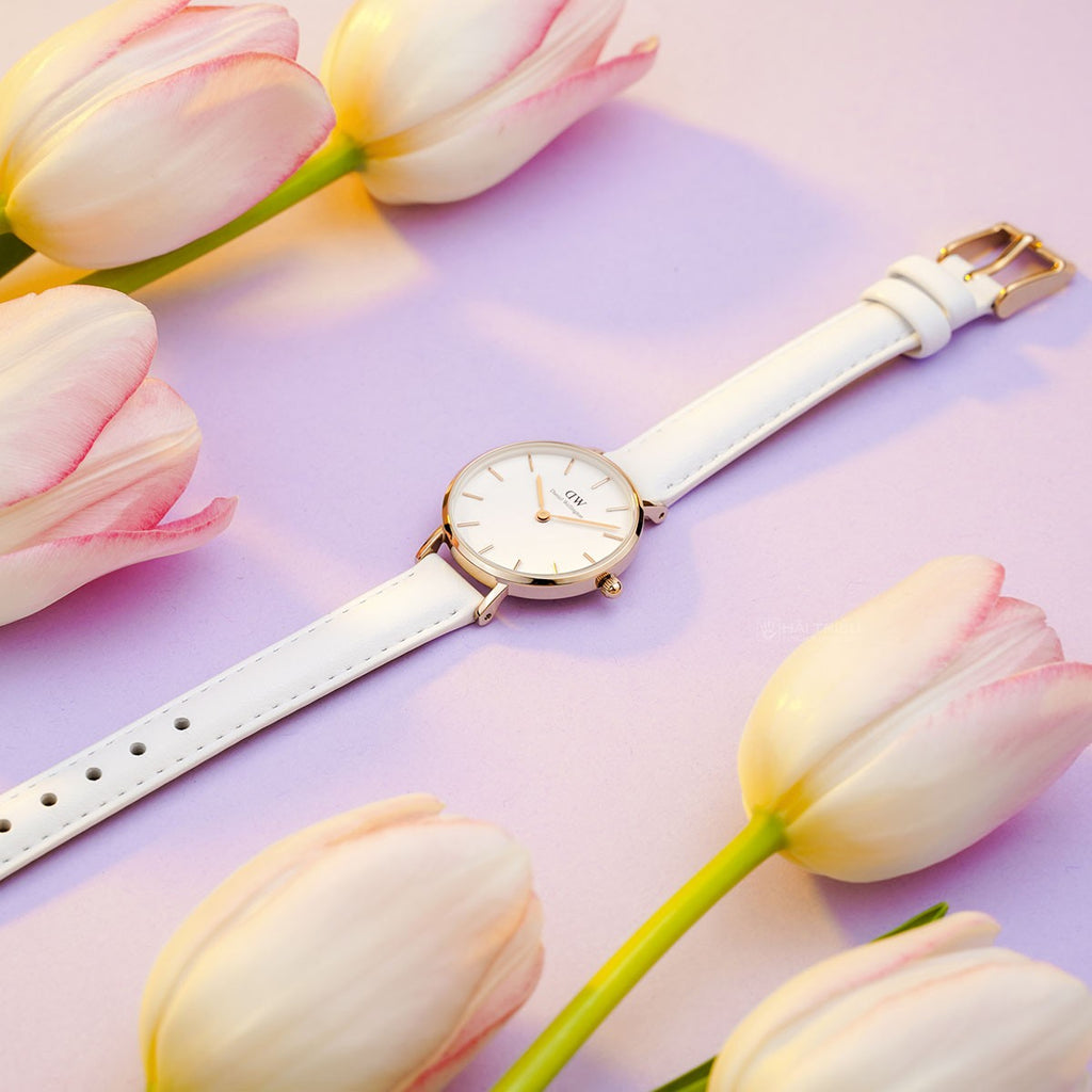 Daniel Wellington Petite White Dial White Leather Strap Watch For Women - DW00100249