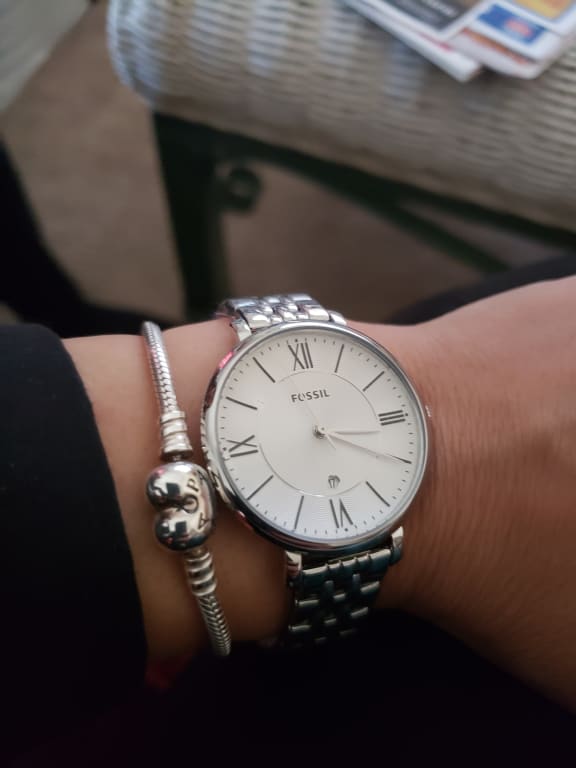 Fossil Jacqueline White Dial Silver Steel Strap Watch for Women - ES3433