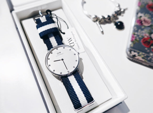 Daniel Wellington Classy Glasgow White Dial Two Tone Nylon Strap Watch For Women - DW00100082