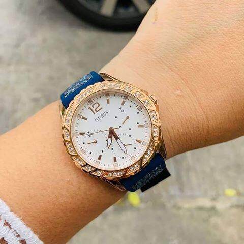 Guess Swirl Analog Quartz White Dial Blue Rubber Strap Watch for Women - W1096L4