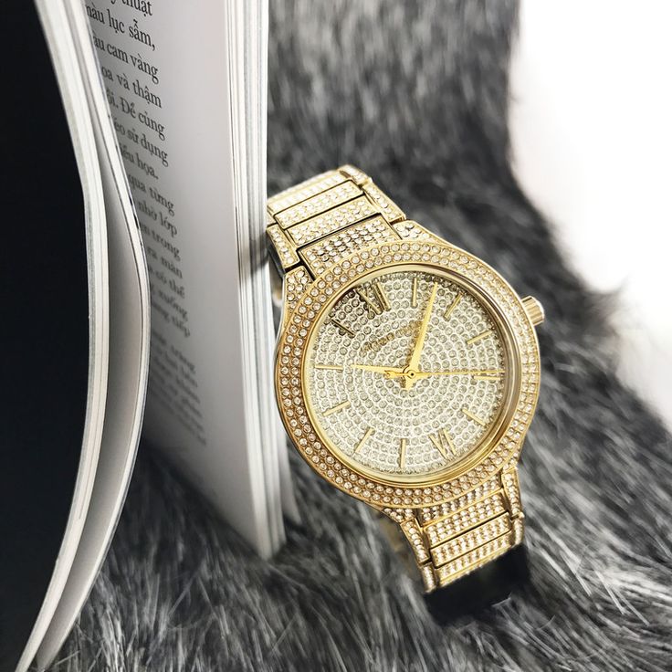 Michael Kors Kerry Crystals Gold Dial Gold Steel Strap Watch For Women - MK3360