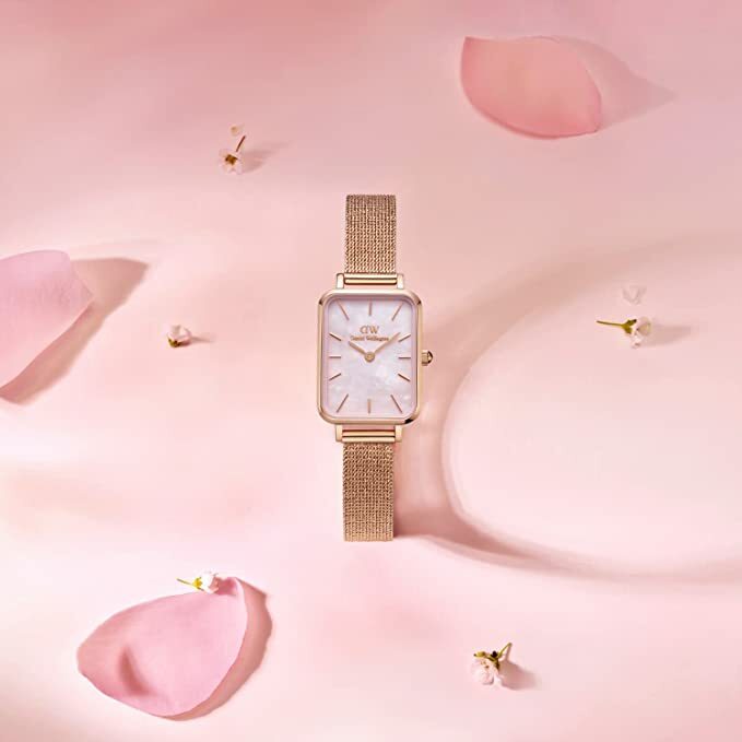 Daniel Wellington Quadro Pressed Melrose Pink Dial Pink Mesh Bracelet Watch For Women - DW00100510