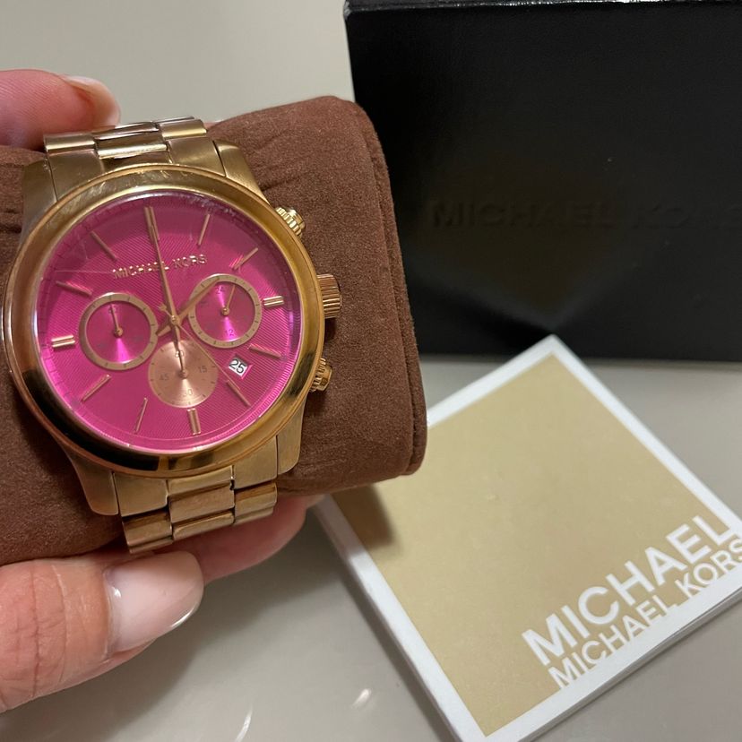 Michael Kors Runway Pink Dial Rose Gold Steel Strap Watch for Women - MK5931
