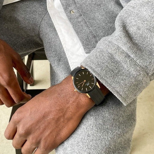 Daniel Wellington Iconic Round Case Motion Black Dial Rubber Strap Watch For Men - DW00100425