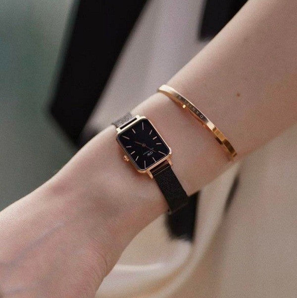 Daniel Wellington Quadro Ashfield Black Dial Black Mesh Strap Watch For Women - DW00100433