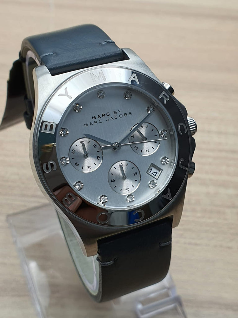 Marc Jacobs Blade Chronograph White Dial Black Leather Strap Watch for Women - MBM1189