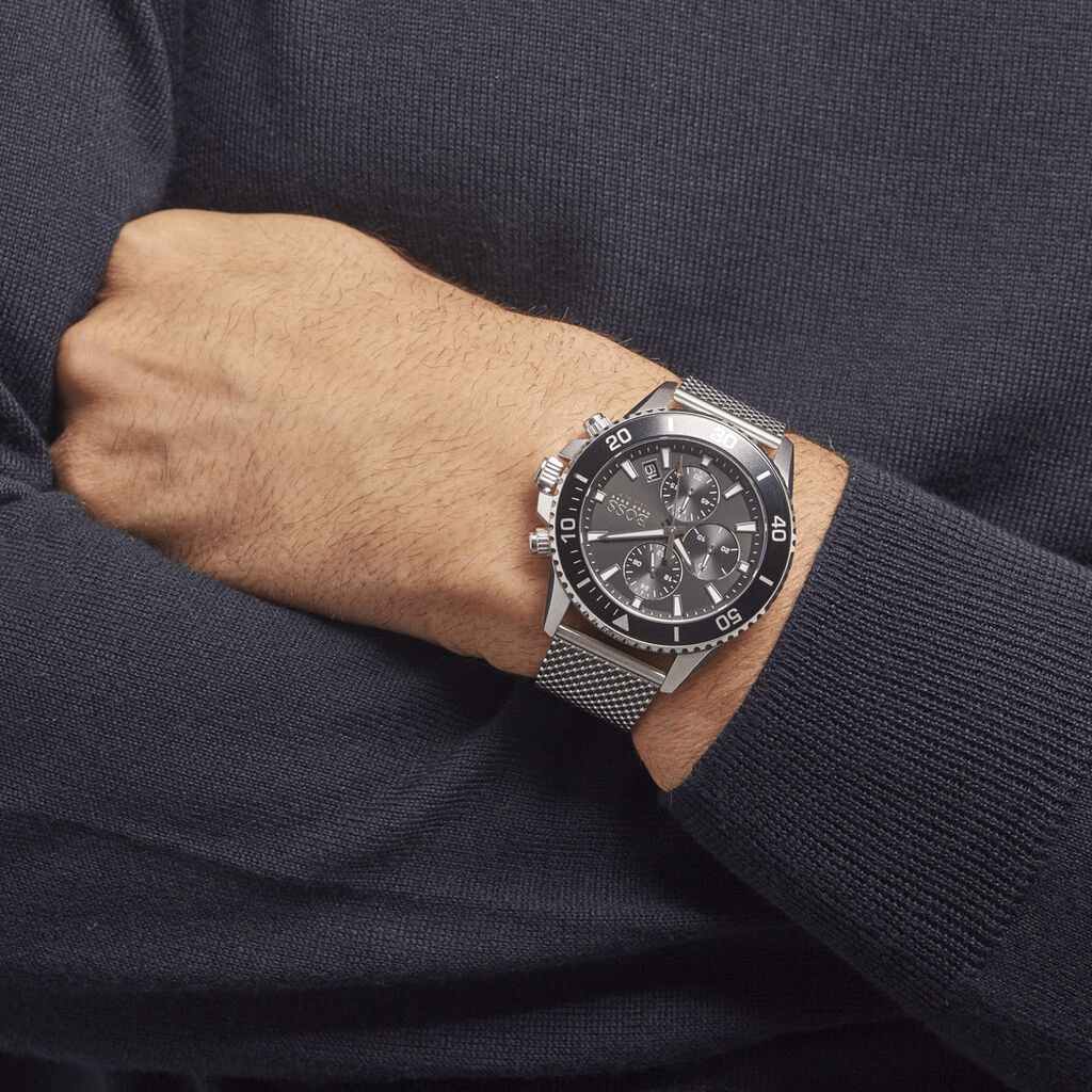 Hugo Boss Admiral Black Dial Silver Mesh Bracelet Watch for Men - 1513904