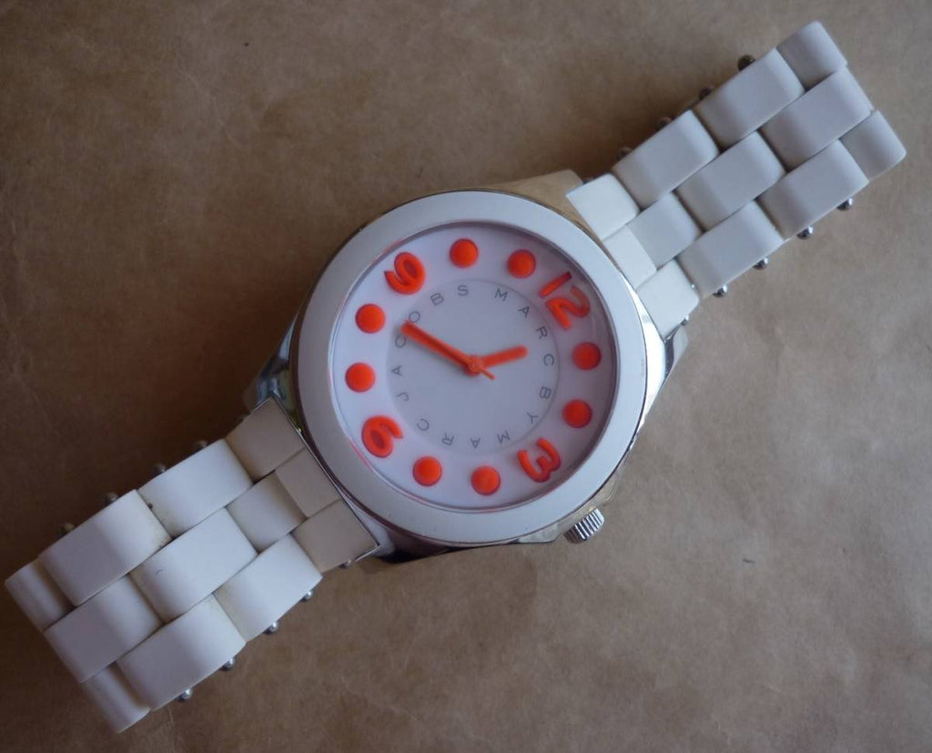 Marc Jacobs Pelly White Dial White Silicone Strap Watch for Women - MBM2588