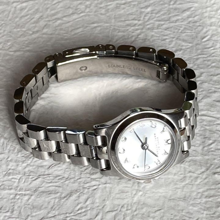 Marc Jacobs Henry Dinky Silver Dial Silver Steel Strap Watch for Women - MBM3198
