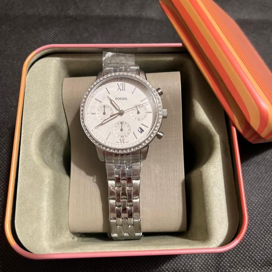 Fossil Neutra Chronograph Silver Dial Silver Steel Strap Watch for Women - ES5217