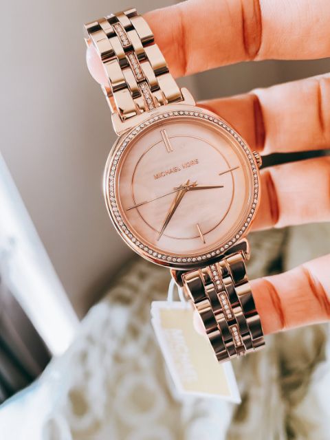 Michael Kors Cinthia Mother of Pearl Rose Gold Dial Rose Gold Steel Strap Watch for Women - MK3643