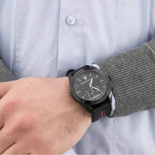 Maserati Traguardo Chronograph Black Dial Black Rubber Strap Watch For Men - R8871612004