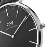 Daniel Wellington Classic Reading Black Dial Black Leather Strap Watch For Women - DW00100147
